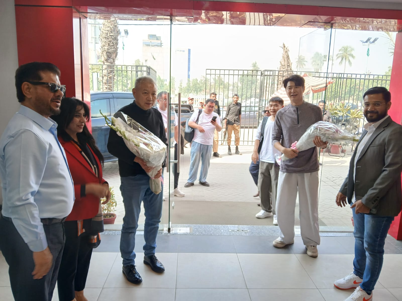 Jinpeng Visit Showroom